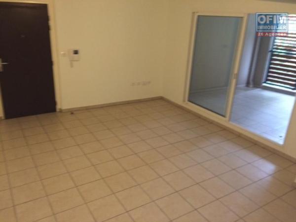 A vendre T3 residence Piton Trésor, chemin Bailly, centre de La Montagne