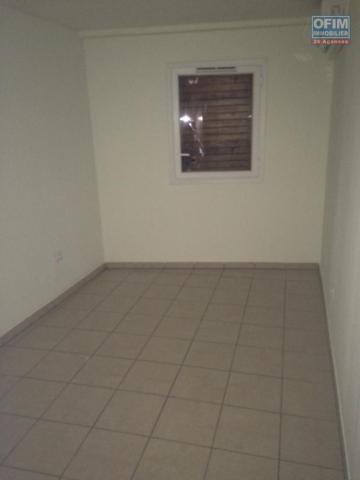 A vendre T3 residence Piton Trésor, chemin Bailly, centre de La Montagne