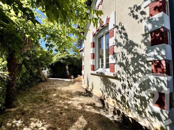 Maison à vendre  3 pièces - 84,82 m 2   ANDERNOS LES BAINS  - 33