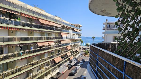 JUAN LES PINS STUDIO ENTIEREMENT RENOVE PROCHE PLAGE