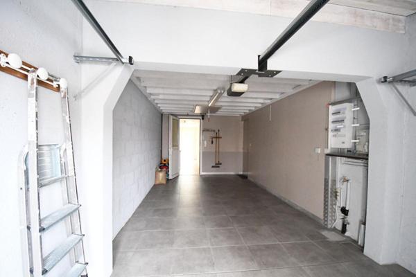 Maison Clisson 4 pièces 78.39 M² . 2 Chs . T 307 M² . Garage . Terrasse