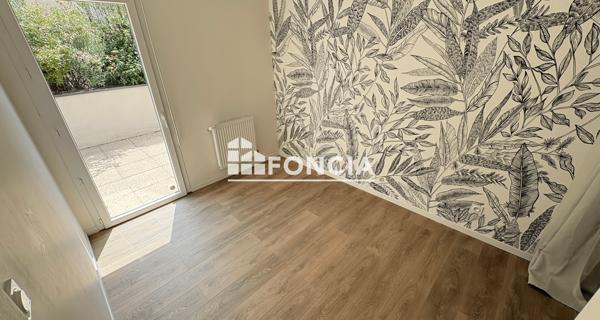 Location Appartement 3 pièces 61.5 m² - Tournon-sur-rhône 07300