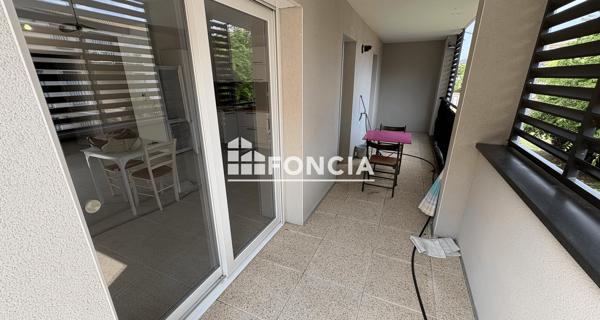 Location Appartement 3 pièces 61.5 m² - Tournon-sur-rhône 07300