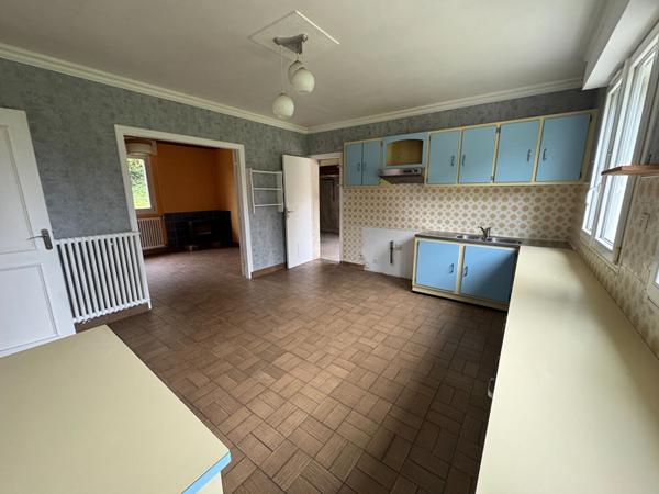 A VENDRE - Maison Landivisiau 7 pièces 112.75 m2