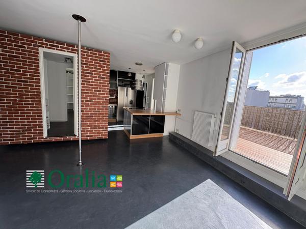 Appartement · Location Paris (75011) 2 pièces · 59m²