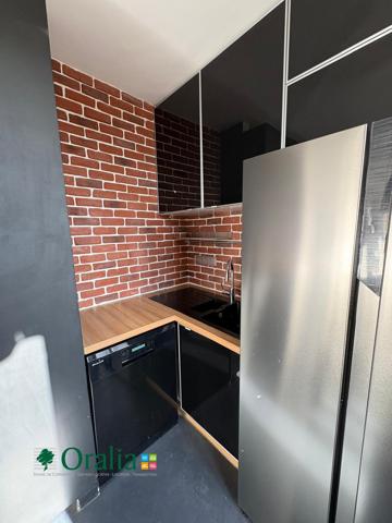 Appartement · Location Paris (75011) 2 pièces · 59m²