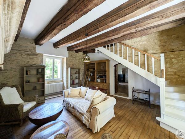 Maison traditionnelle en pierre rénovée