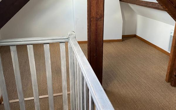 Appartement à louer    2 pièces • 55 m2 Dury