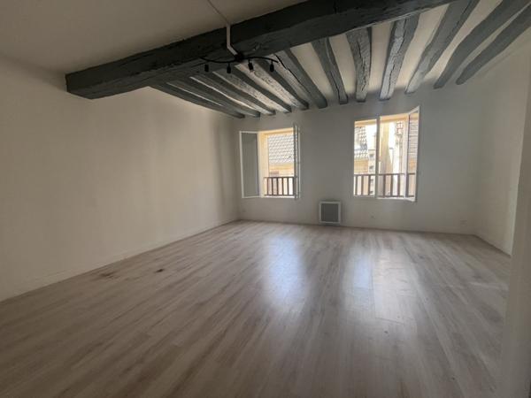 Appartement 99 000 € Meulan-en-Yvelines 1 pièce 28,5 m² DPE D