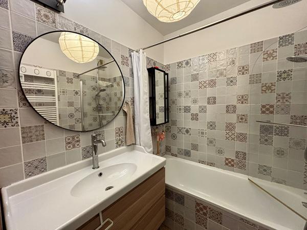 Appartement Minimes 5 pièces 96 m2 + 38 m2 de Terrasse