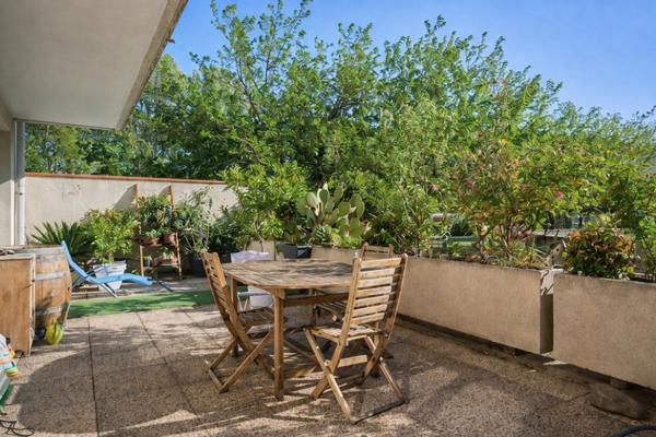 Appartement Minimes 5 pièces 96 m2 + 38 m2 de Terrasse