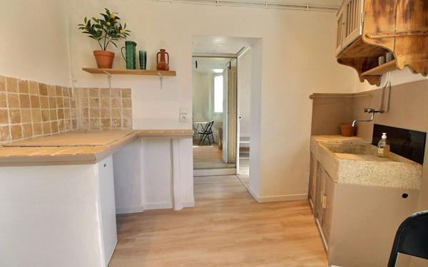 Appartement à vendre    2 pièces • 29 m2 Marseille 10