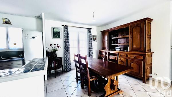 Maison traditionnelle 5 pièces de 109 m² à Puget-sur-Argens (83480)