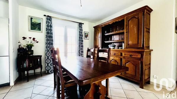 Maison traditionnelle 5 pièces de 109 m² à Puget-sur-Argens (83480)