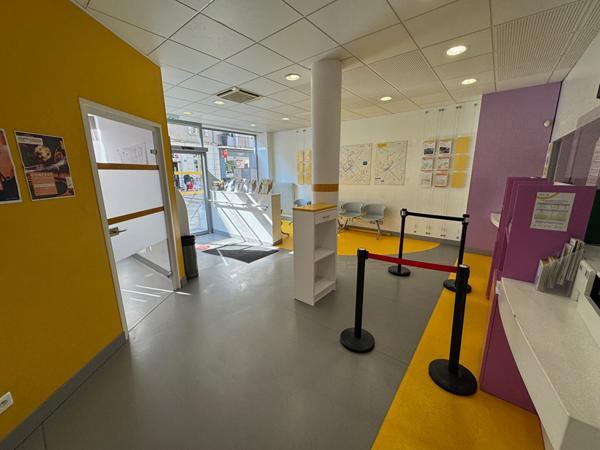 Local commercial Blois 92 m2