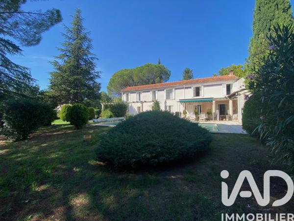 Maison à vendre 8 pièces 212 m² Carpentras