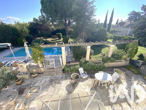 Maison à vendre 8 pièces 212 m² Carpentras