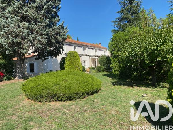 Maison à vendre 8 pièces 212 m² Carpentras