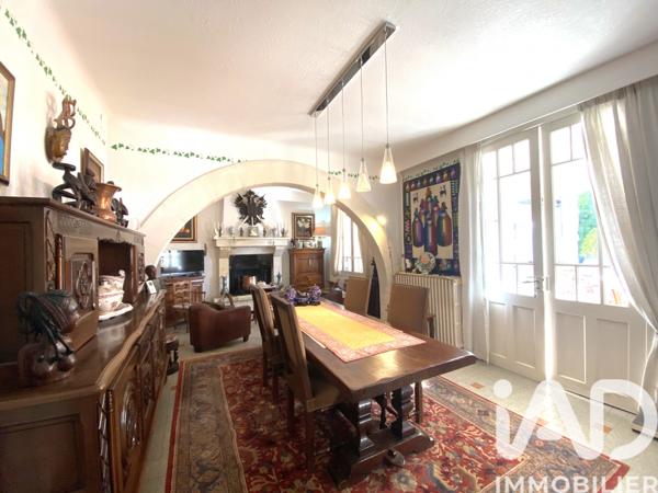 Maison à vendre 8 pièces 212 m² Carpentras