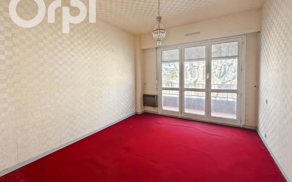 Appartement à vendre    5 pièces • 138 m2 Aubenas