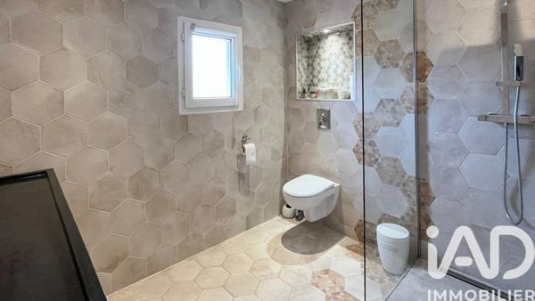 Maison à vendre 5 pièces 94 m² Sainte-Maxime