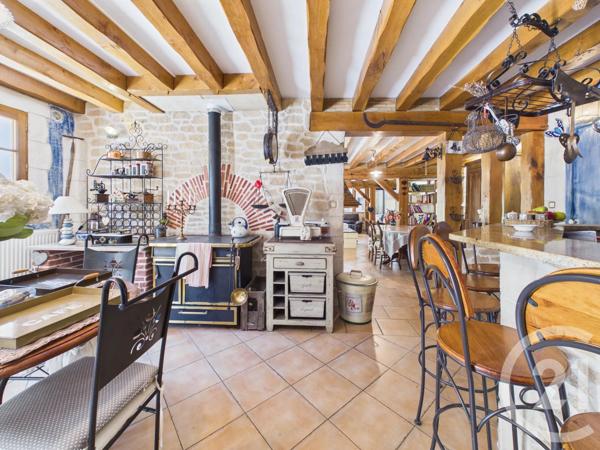 Maison à vendre  7 pièces - 240 m 2   CHARTRES  - 28