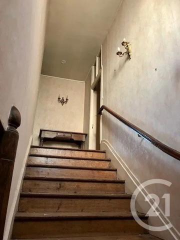 Maison à vendre  11 pièces - 233,23 m 2   BLET  - 18