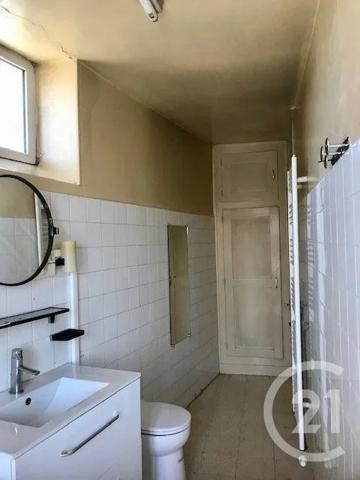 Maison à vendre  11 pièces - 233,23 m 2   BLET  - 18