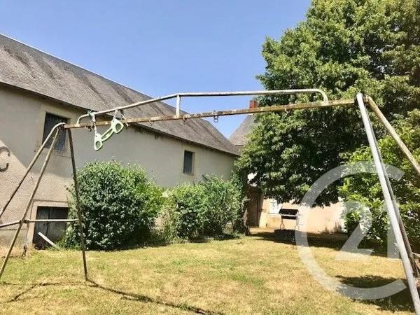 Maison à vendre  11 pièces - 233,23 m 2   BLET  - 18