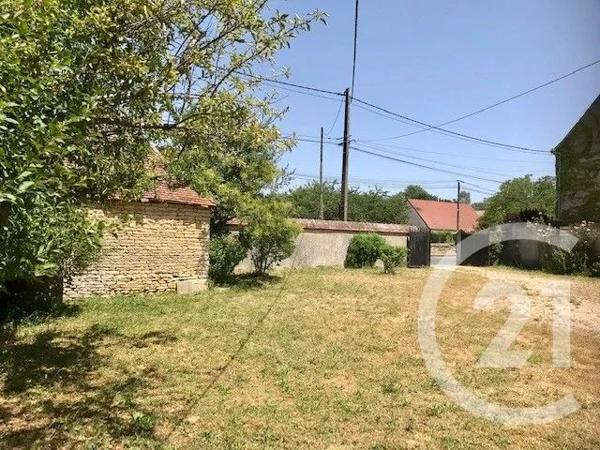 Maison à vendre  11 pièces - 233,23 m 2   BLET  - 18