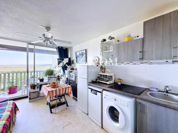 Studio
                                                                                                                                                                                                                                                                                                                        1 pièce(s)                                                                                                                                                                                                                                                                                                                              21  m²