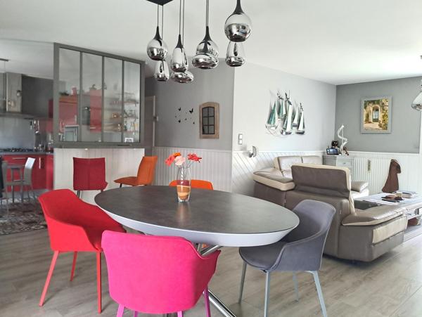 Maison de plain pied 101M2,3 chambres, garage,jardin