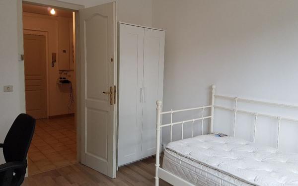 Appartement à louer    2 pièces •  Bron