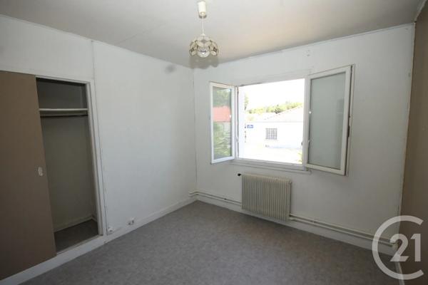 Maison à vendre  4 pièces - 87,79 m 2   ST JEAN DE LA RUELLE  - 45