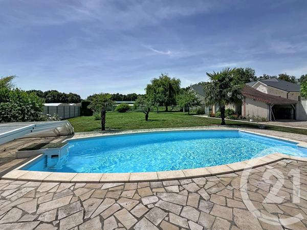 Maison à vendre  9 pièces - 162,97 m 2   ROMORANTIN LANTHENAY  - 41