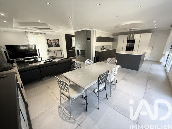 Maison à vendre 7 pièces 200 m² Ollainville