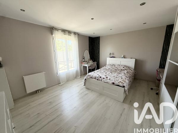 Maison à vendre 7 pièces 200 m² Ollainville