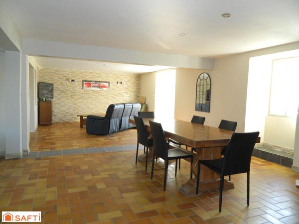 Tènement de 3 maisons,sur terrain de 6800m² env. Espace d'accueil ou projet famillial