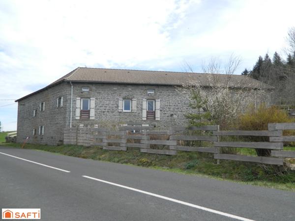 Tènement de 3 maisons,sur terrain de 6800m² env. Espace d'accueil ou projet famillial