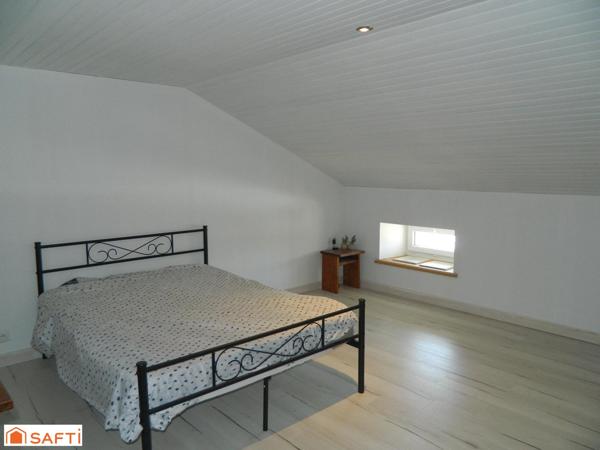 Tènement de 3 maisons,sur terrain de 6800m² env. Espace d'accueil ou projet famillial