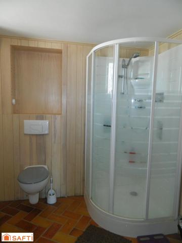 Tènement de 3 maisons,sur terrain de 6800m² env. Espace d'accueil ou projet famillial