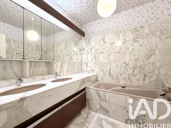 Appartement à vendre 6 pièces 141 m² Le Plessis-Robinson