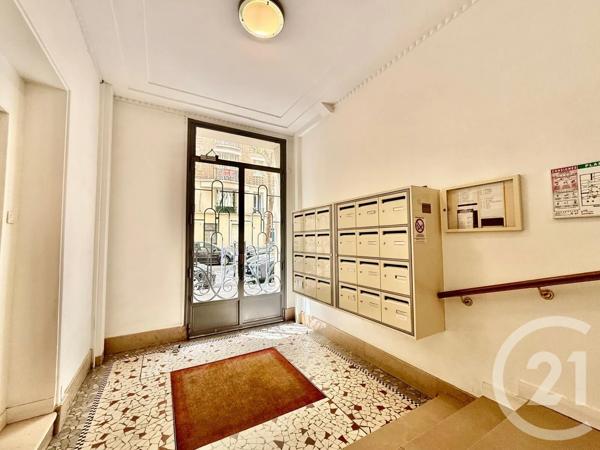 Appartement F1 à vendre  1 pièce - 23,95 m 2   CLICHY  - 92