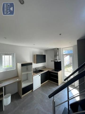 Maison à louer 3 pièces 49.99m² Bourges (18000)
