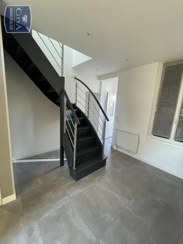Maison à louer 3 pièces 49.99m² Bourges (18000)