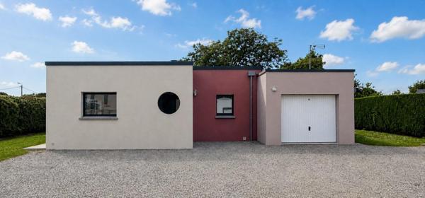 Maison plain-pied, 3 chambres, le bourg à pied.