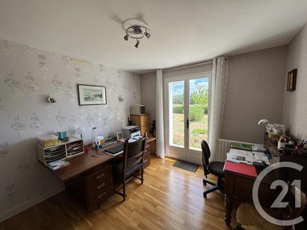 Maison à vendre  7 pièces - 203,67 m 2   NEUVY ST SEPULCHRE  - 36