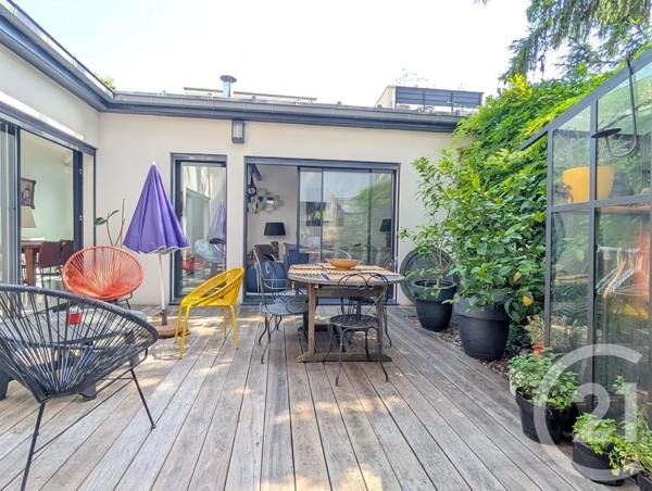 Maison à vendre  6 pièces - 123,93 m 2   SURESNES  - 92