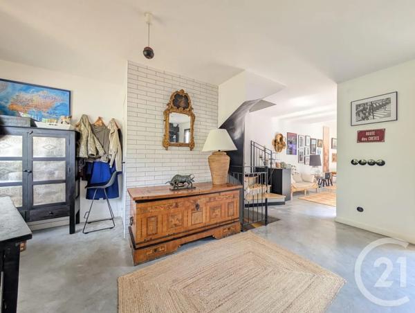 Maison à vendre  6 pièces - 123,93 m 2   SURESNES  - 92