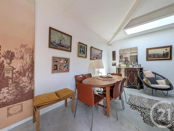 Maison à vendre  6 pièces - 123,93 m 2   SURESNES  - 92